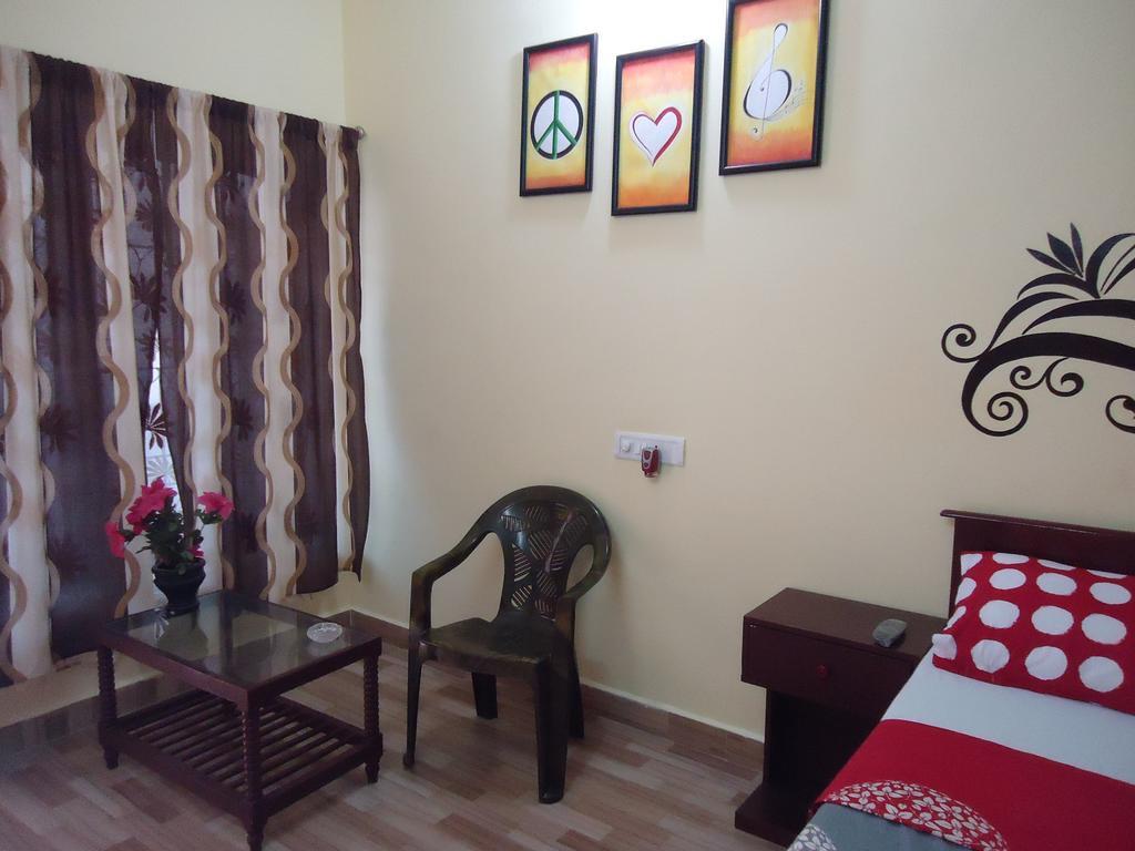 Silver Moon Guest House Mamallapuram Zimmer foto