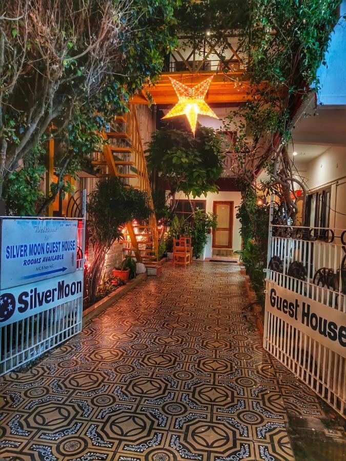 Silver Moon Guest House Mamallapuram Exterior foto